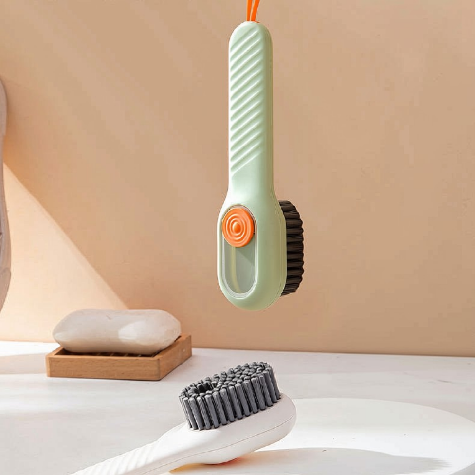 Brosse pour Nettoyage Chaussures, Baskets et Vêtements Délicats avec Distributeur Liquide – image 3